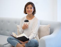 8 Kebiasaan Pagi Senin untuk Minggu yang Lebih Produktif