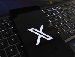 Komdigi Peringatkan Platform X Tiga Kali Atas Denda Konten Pornografi