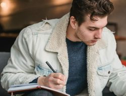 5 Zodiak Pria Tahan Banting, Tak Mudah Runtuh Saat Sulit!