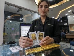 Harga Emas Antam Naik Lagi Hari Ini, Rp2,38 Juta per Gram