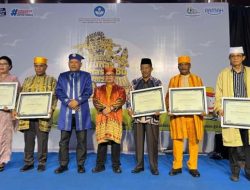 Pemkab Halmahera Selatan Dianugerahi Penghargaan oleh Balai Bahasa Maluku Utara
