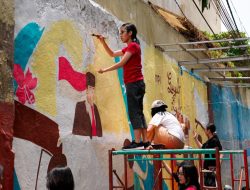 Hari Pahlawan: UC Ajak Warga Surabaya Hidup Sehat dengan Tempe dan Mural