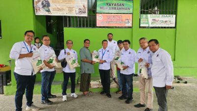 Komunitas Jurnalis Kepri Beri Bantuan Sembako ke Panti Asuhan Nur Arrahman