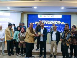 Meriahnya Fun Run Kagama Balikpapan 2025 Disambut Kepala Otorita IKN