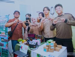 Mahasiswa Unesa Ubah Sampah Plastik Jadi Tas Daur Ulang Berdaya Bisnis