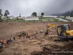 Bandung Barat Berduka: 17 Tewas Tertimbun Longsor