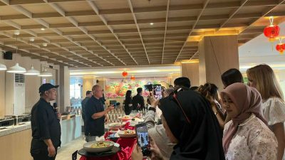 1.1° Resto & Bar Maxone Batam
