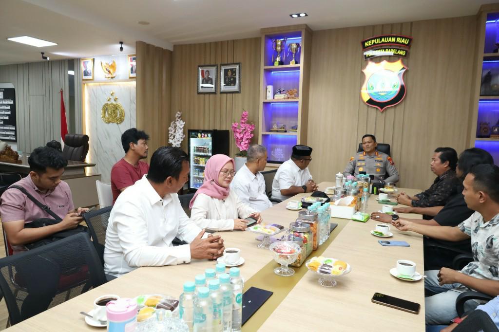 Warga Tanjung Sengkuang