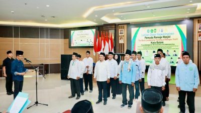 Lantik Pengurus BKPRMI, Amsakar Achmad Dorong Pemuda Masjid Mandiri Ekonomi