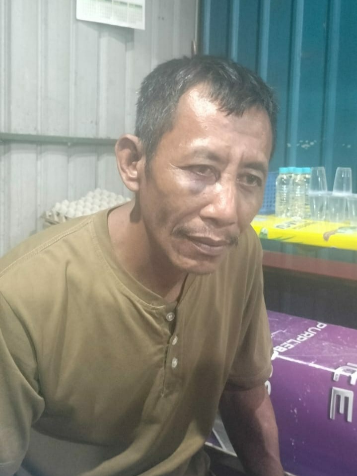 Sopir Lori di Batam