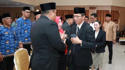 Amsakar Minta Kadis LH yang Baru Tuntaskan Masalah Sampah di Batam: Jangan Tidur Dulu