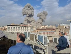 AS dan Israel Serbu Iran, Ledakan Dahsyat Guncang Dekat Kantor Khamenei