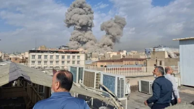 AS dan Israel Serbu Iran, Ledakan Dahsyat Guncang Dekat Kantor Khamenei