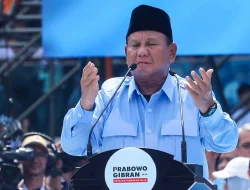 Prabowo Tebar Kebahagiaan: Rp500 Ribu untuk Rakyat di Monas