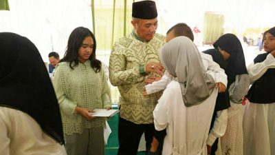 Idul Fitri di Polda Kepri: Irjen Asep Salat Id Bersama hingga Santuni Anak Yatim