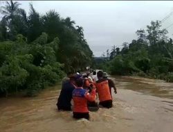 Aceh Singkil Dilanda Hujan dan Gelombang Tinggi
