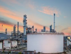Ketika Minyak Bergetar, Indonesia Diuji: Siapkah Kita Menghadapi Resesi Energi?