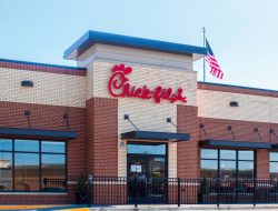 Phone-Free Dining: Aussie Chick-fil-A’s Bold Move