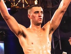 ‘Would have died’: Boxer’s incredible fight back from addiction