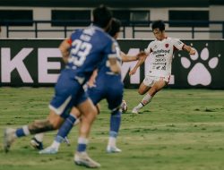 Johnny Jansen Bocorkan Penyebab Bali United Tak Bawa Poin dari Markas Persib