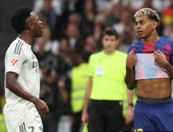 Bintang Barcelona dan Real Madrid Bergandeng, Lamine Yamal dan Vinicius Lawan Rasisme di Spanyol