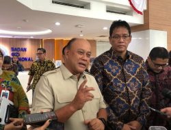 Ketua BGN Pastikan Pesan 25.000 Motor Listrik untuk MBG, Bukan 70.000 Unit