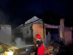 Rumah Makan Kuansing Terbakar, Kerugian Ratusan Juta Rupiah
