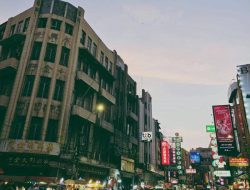 10 Foto Prilly Latuconsina Berjalan-jalan di Chinatown Bangkok, Nikmati!