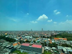 Cuaca Surabaya Hari Ini: Cerah Sepanjang Hari, Siang Panas Mengganggu