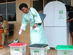 Breaking: Ex-FCT Minister Akinjide Leaves PDP