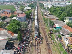 3 Penumpang Terjebak di Gerbong Usai Kecelakaan Kereta di Bekasi Timur