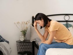 11 penyebab sakit perut di trimester pertama, jangan diabaikan!