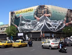 Ancaman Serangan Iran, Trump Hentikan Operasi Project Freedom di Selat Hormuz