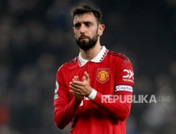 Bruno Fernandes Dinobatkan sebagai Bintang Liga Inggris 2025/2026