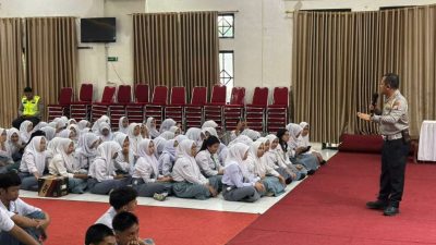 Pelajar di Kepri