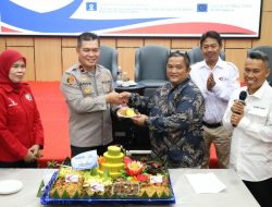 Peringati Hari Buruh 2026, Ratusan Buruh di Batam Gelar Seminar Bareng Wakapolda Kepri