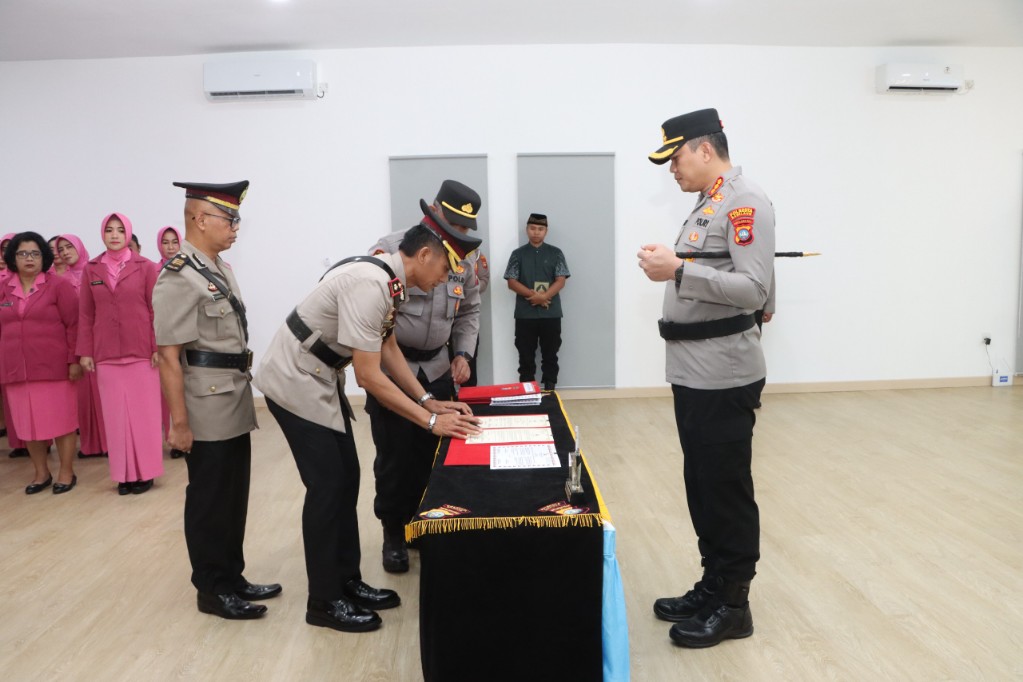 Kapolsek di Batam