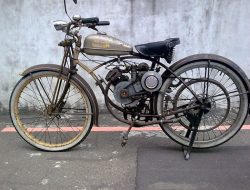 Motor Scoopy Dicuri di Minimarket Serang, Terekam CCTV