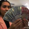 Rupiah Anjlok ke Rp 17.900, Terlemah di Asia