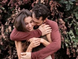 100 Gombalan Inggris Romantis