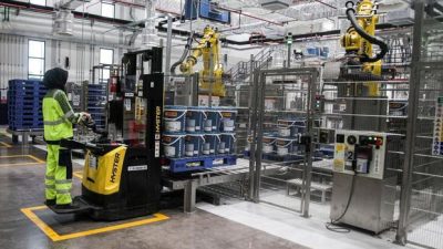 Manufaktur RI: Pulih Rapuh Meski PMI Naik