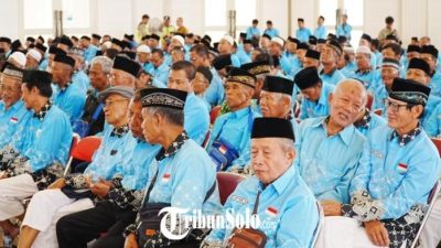 Jemaah Haji Kloter Pertama Solo Tiba, Dua Wafat di Mekah