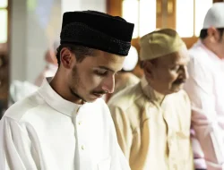7 Perbedaan Kurban & Aqiqah yang Sering Bikin Bingung