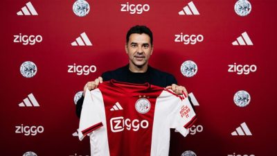 Paes Gabung Ajax: Pelatih Pencetak Sejarah Girona Datang