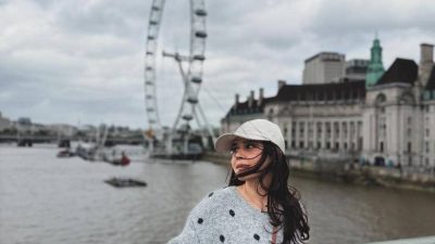 Potret Liburan Shivshakti Sachdev di London: Seru di Tower Bridge