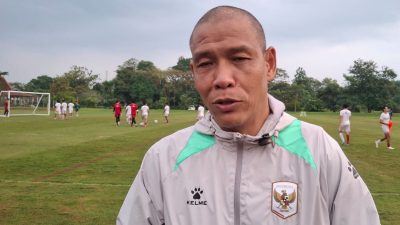 Timnas U-19: Nova Adu Taktik dengan Sang Guru Pelatih