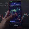 12 Saham Konsentrasi Tinggi: MGRO Hingga LUCY Terbaru
