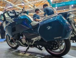 CFMoto 1250TR-G: Sang Penantang Gold Wing Berbekal Mesin KTM LC8
