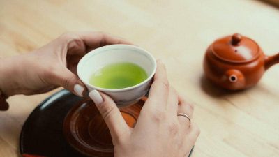 5 Minuman Alami Pencerah Kulit: Apa Saja?