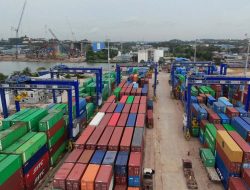 Naik 212%, Direct Call Internasional Terminal Peti Kemas Batu Ampar Tembus 106 Kunjungan
